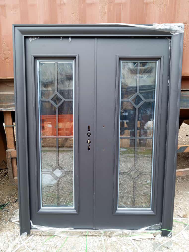 ANS001 – Charcoal Grey Glass Panel Door